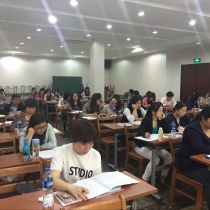 ְ��Ů����